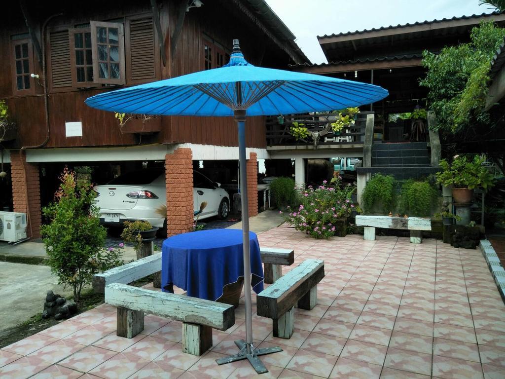 Oui Kaew Homestay Пхаяу Екстер'єр фото