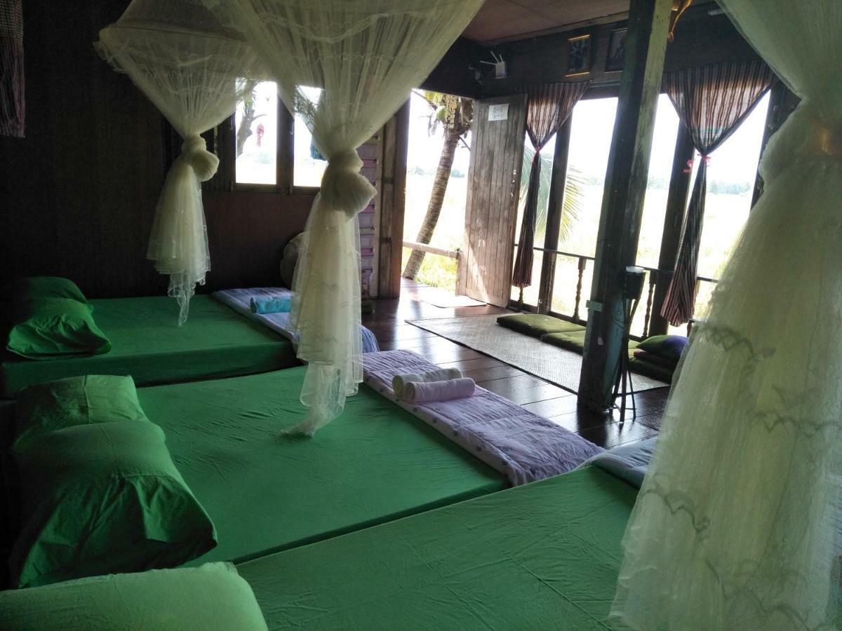 Oui Kaew Homestay Пхаяу Екстер'єр фото