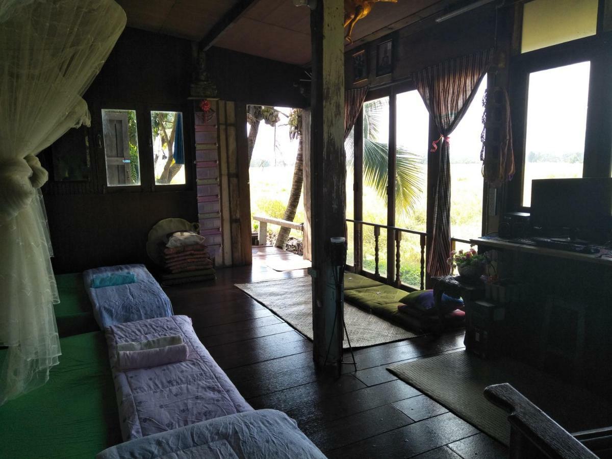 Oui Kaew Homestay Пхаяу Екстер'єр фото