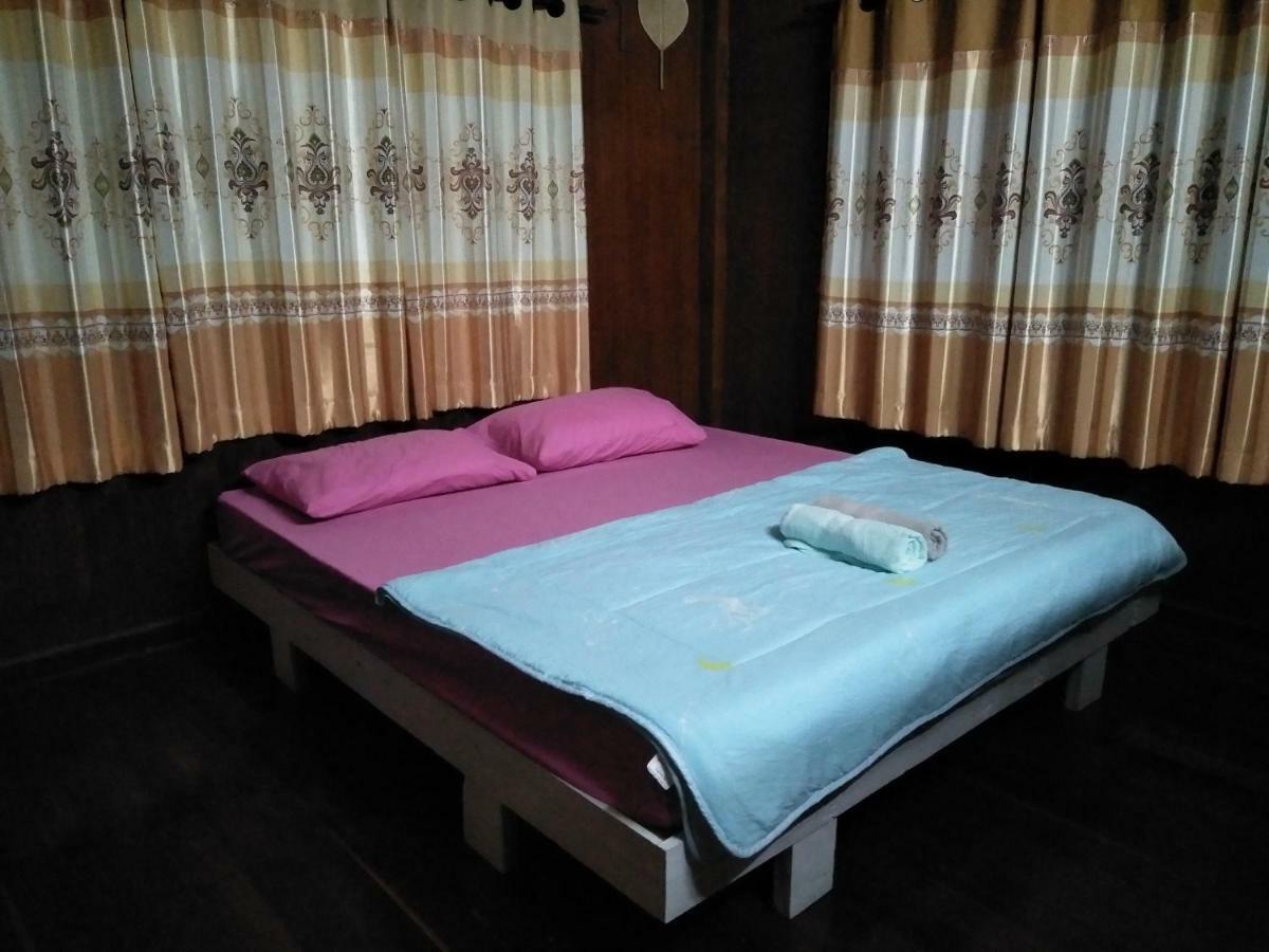 Oui Kaew Homestay Пхаяу Екстер'єр фото